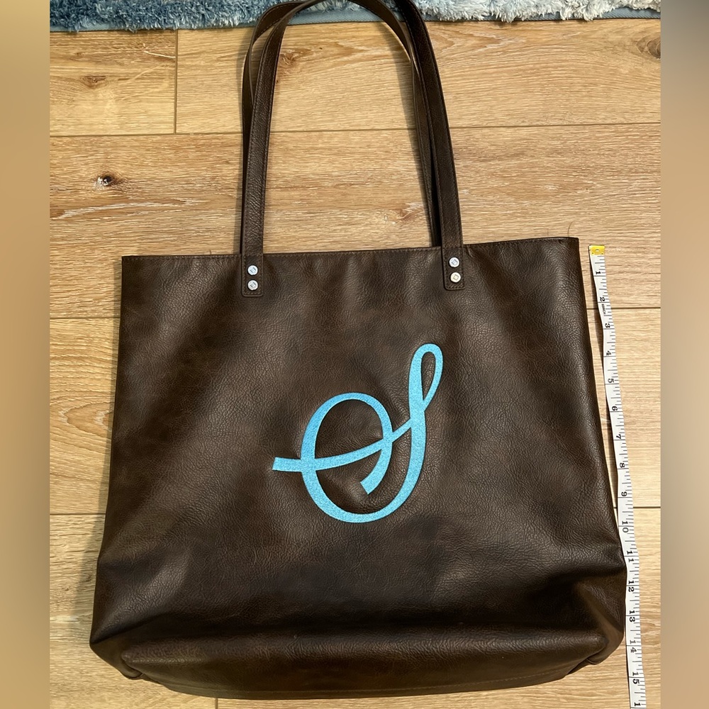 Thirty-One large tote, “S” initial